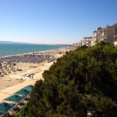 Vila Oxinn Kryemëdhenji Exterior foto