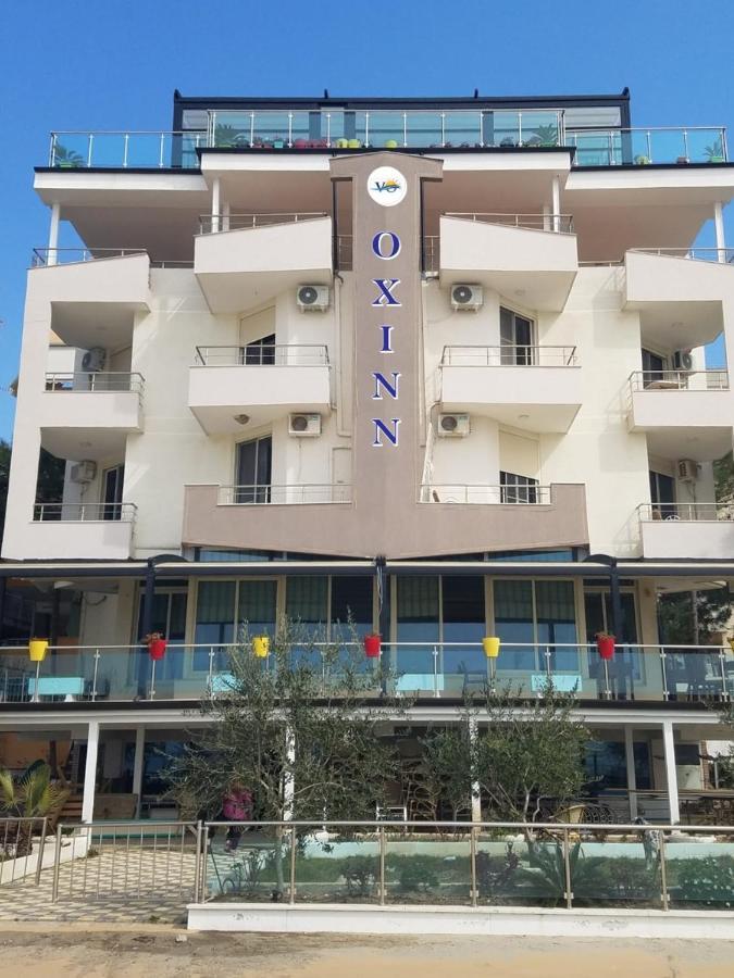 Vila Oxinn Kryemëdhenji Exterior foto