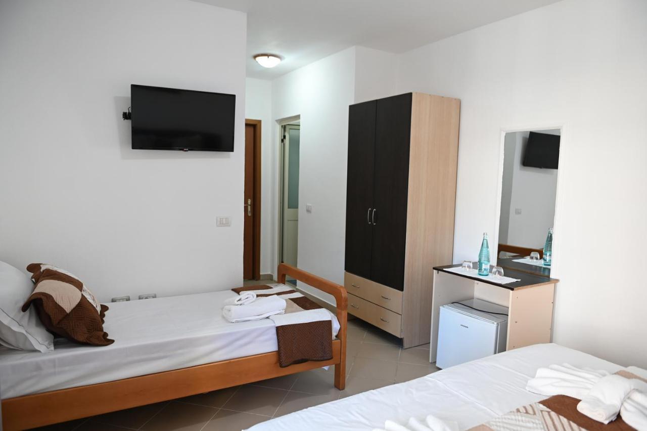 Vila Oxinn Kryemëdhenji Exterior foto