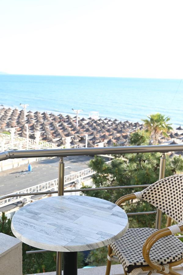 Vila Oxinn Kryemëdhenji Exterior foto