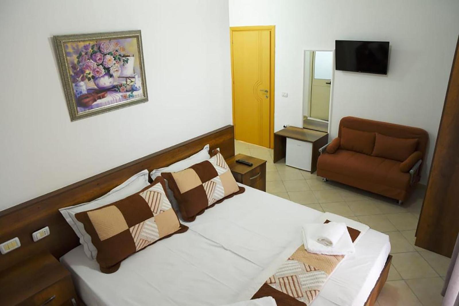 Vila Oxinn Kryemëdhenji Exterior foto